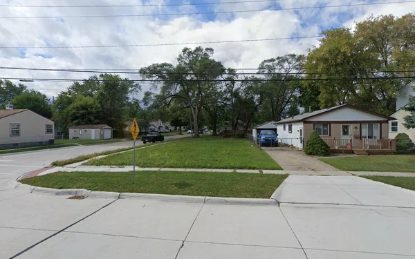 Sold residential property at 23807 Mac Arthur Blvd, Warren, MI