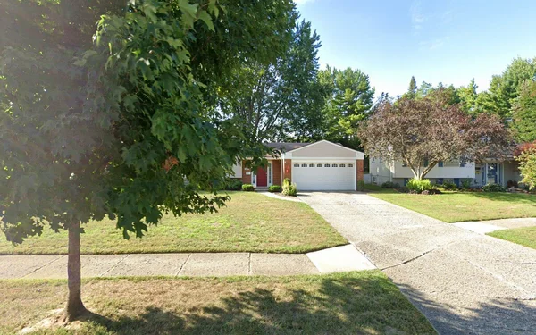 Sold residential property at 4626 Tuxedo Dr S, Warren, MI